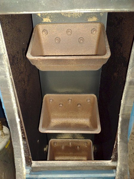 4 WHEEL X 18" VIKING MODEL #MP1809P CHAIN MESH BELT DE-FLASHING / SHOT BLAST MACHINE: STOCK #21636