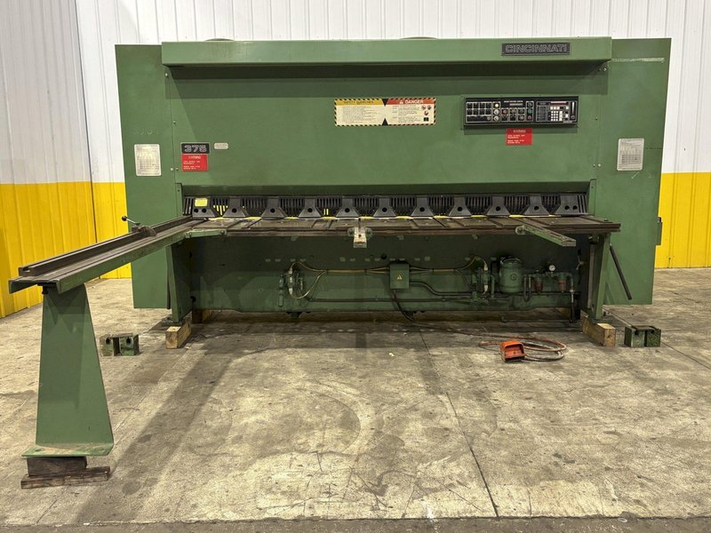 10&#039; X 3/8&quot; CINCINNATI MODEL #375X10 HYDRAULIC SHEAR: STOCK #22818