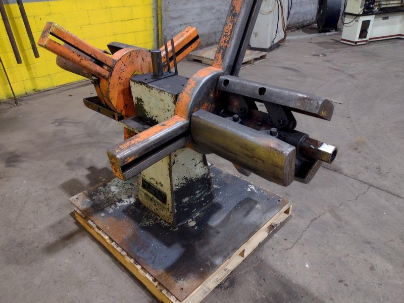 2500 LB X 20&quot; AMERICAN DOUBLE END PULL OFF COIL REEL UNCOILER: STOCK #19542