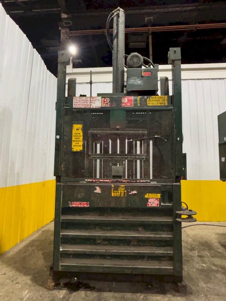 30&quot; x 60&quot; PIQUA MODEL #HD2200-3060 HYDRAULIC VERTICAL BALER: YOBRO #24418