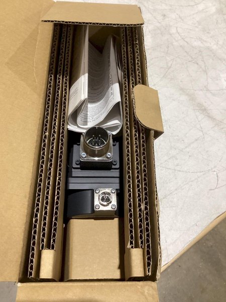 MITSUBISHI SERVO MOTOR HF105S-A51 NEW