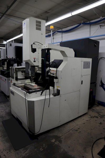 Makino EDAF3 CNC EDM Electrical Discharge Machine, Hyper i, 16ATC, C-Axis, New 2018