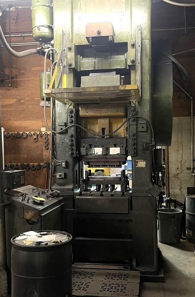 600 TON MINSTER MODEL #90-600 KNUCKLE JOINT KJ PRESS, 6" STROKE: STOCK #18998