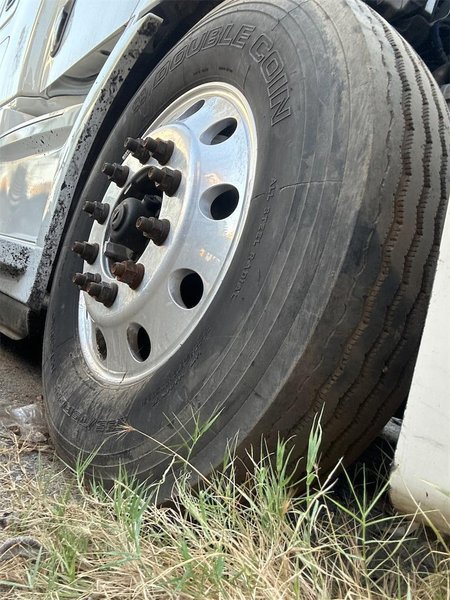 2019 Freightliner Cascadia 1FUJHHDR5KLKM7237