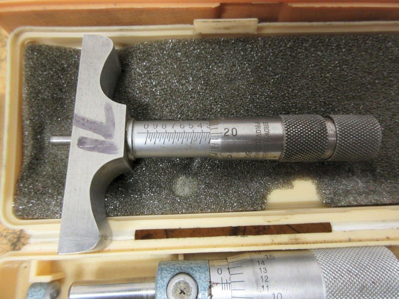Micrometers | (2) Mitutoyo 0-1" Wall Mics, (1) Mitutoyo (1) Starrett 0-1" Wall Mic, (1) Lufkin 0-1" Pressure Mic, Brown &amp; Sharpe 0-1" Depth Mic- Auction Item