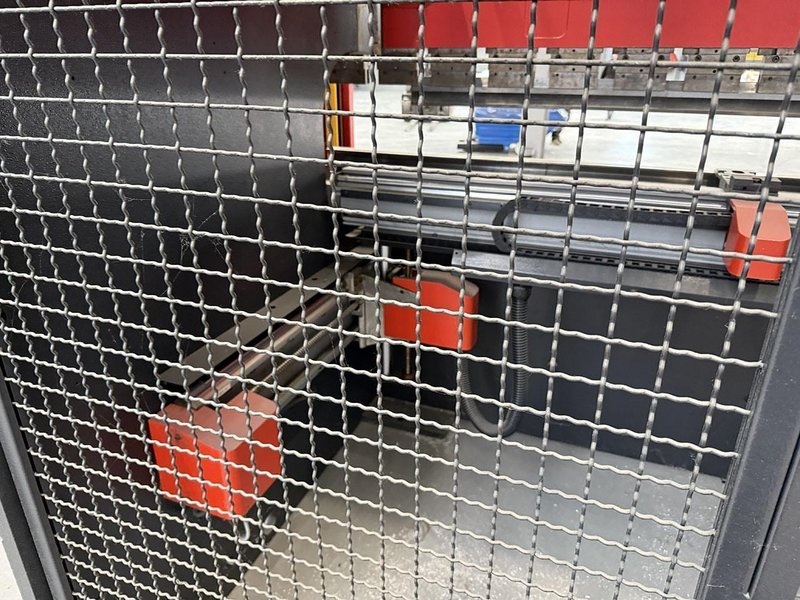 Amada - HFP 130 ton x 4100 mm CNC