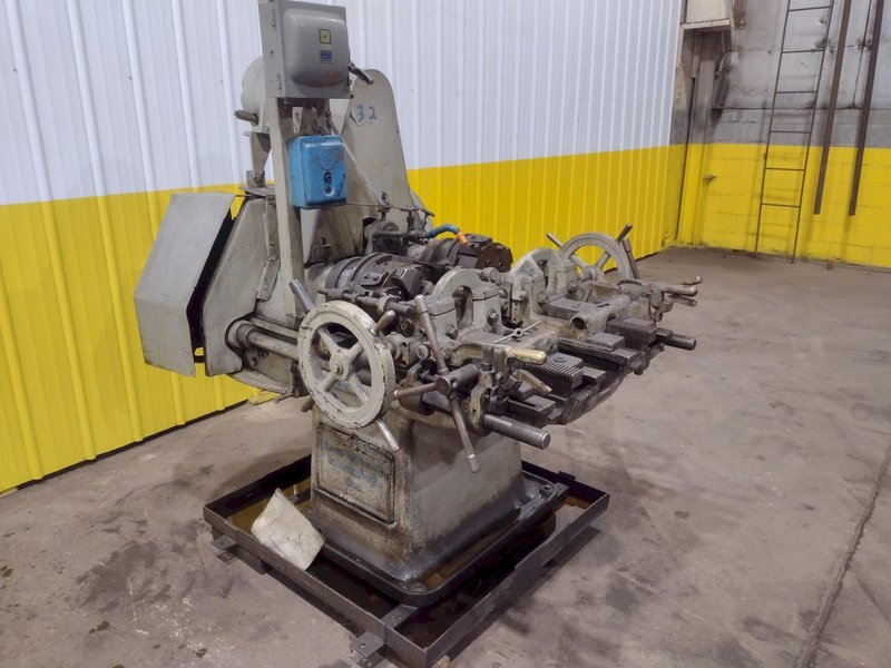 1.5" LANDIS DOUBLE SPINDLE PIPE &amp; BOLT THREADER : STOCK #20037