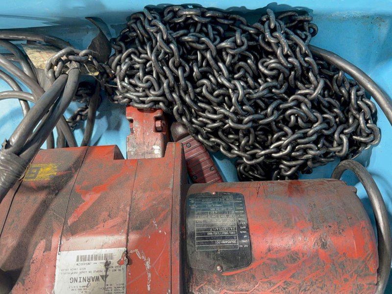 DAYTON 2 TON ELECTRIC HOIST   -  3YB77