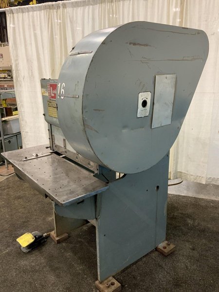 24" X 10 GA LODGE &amp; SHIPLEY MODEL 2CT40 POWER SQUARING SHEAR: STOCK #80981