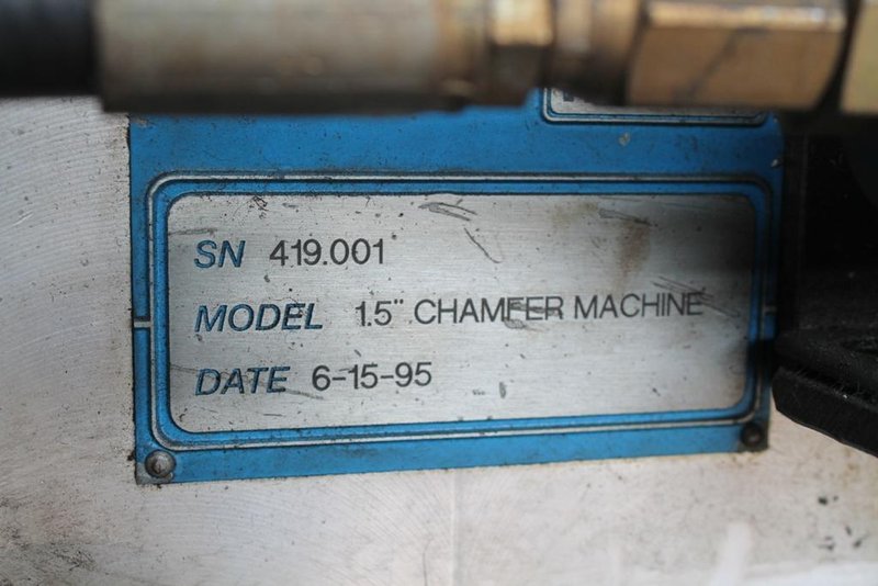 HAUTAU MODEL #CC15M DOUBLE END CHAMFER MACHINE:  STOCK #61481