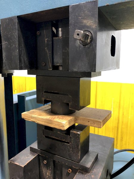 60,000 LBS RIEHLE MODEL #60-HD SERIES UNIVERSAL HYDRAULIC TESTER: STOCK #16726