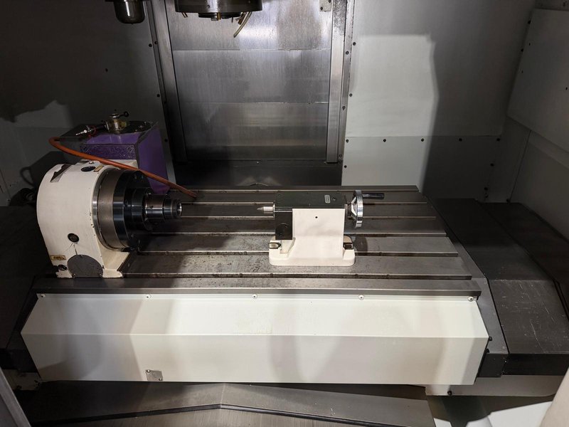 Mori Seiki DuraCenter 5 5-Axis CNC Vertical Machining Center – Mill