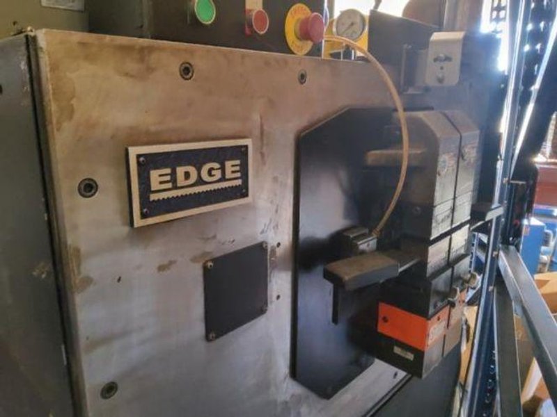 Edge Manufacturing 2019 Edge Manufacturing 2100 Welding Machine - 2100