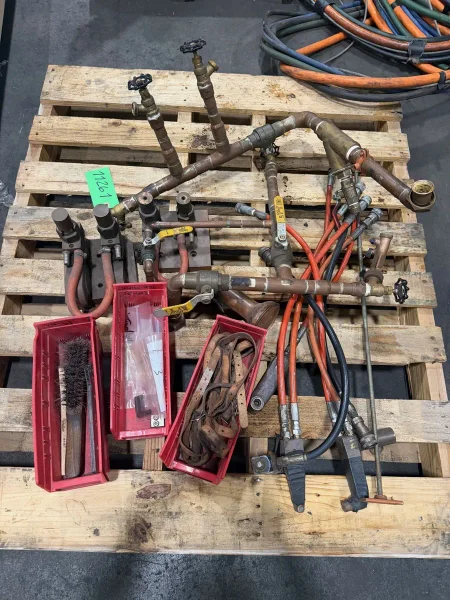 Dual ARO 100 KVA portable adaptive welding inverter spot welders with control unit and chiller