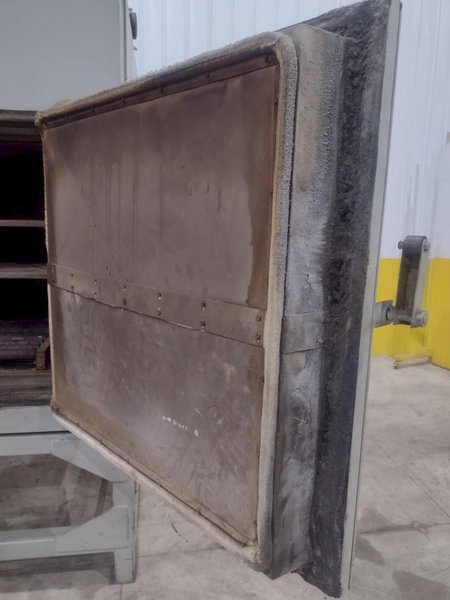 60&quot; X 38&quot; X 38&quot; X 1,000 DEGREE PRECISION QUINCY CORP MODEL #45E-1000M HEATED OVEN: STOCK #20624