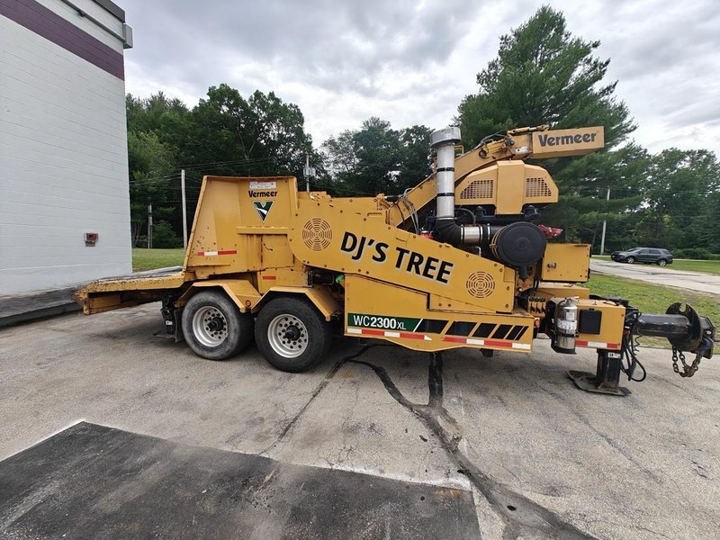 Vermeer WC2300XL Whole Tree Chipper, 2022 – 440 HP CAT C13, 23” Capacity, Towable Forestry Wood Chipper