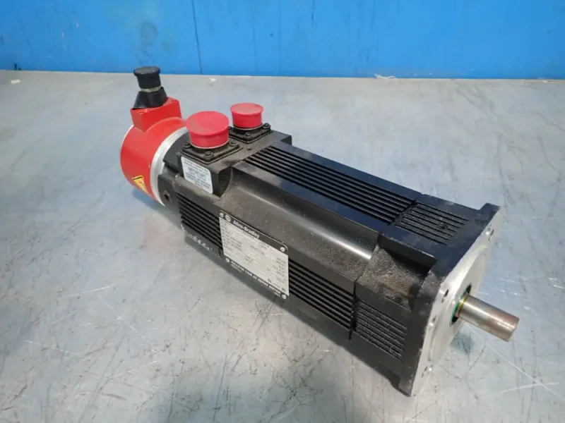 ALLEN BRADLEY 5000 RPM AC SERVO MOTOR   -  1326AB-B410G-21-X13
