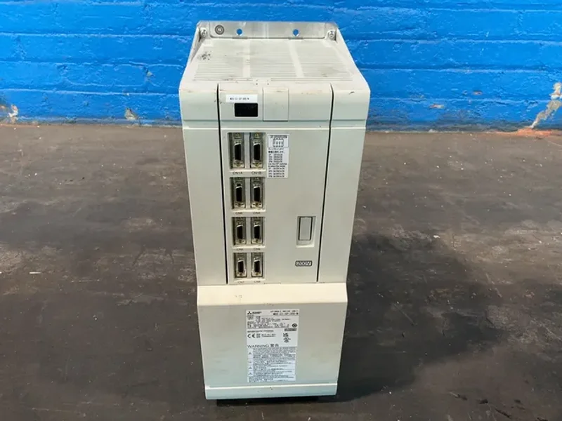 MITSUBISHI 30 KW SPINDLE DRIVE UNIT  -  MDS-C1-SP-300-N