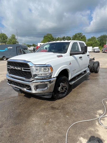 2022 Dodge RAM 3500 Crew Cab 3C7WRTCL2NG142122
