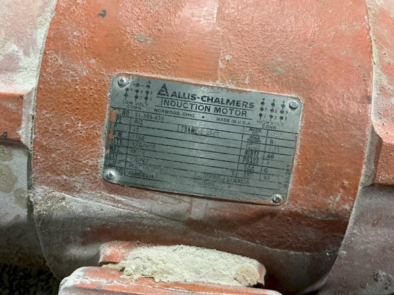 30" X 42" BALEMASTER CLOSED DOOR HORIZONTAL HYDRAULIC BALER: YOBRO #25088