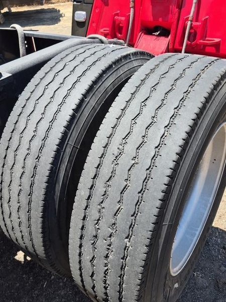 Freightliner Cascadia 126 Sleeper Truck, 2019 – Detroit Diesel, Automatic, Tandem Axle