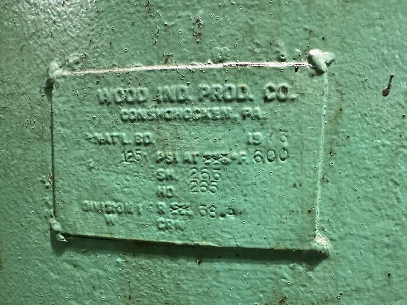 WOOD INDUSTRIAL VERTICAL AIR STORAGE TANK: STOCK #23049