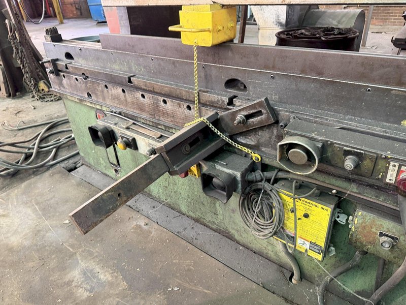 400 TON X 14' CINCINNATI 400H HYDRAULIC PRESS. STOCK # 0875526