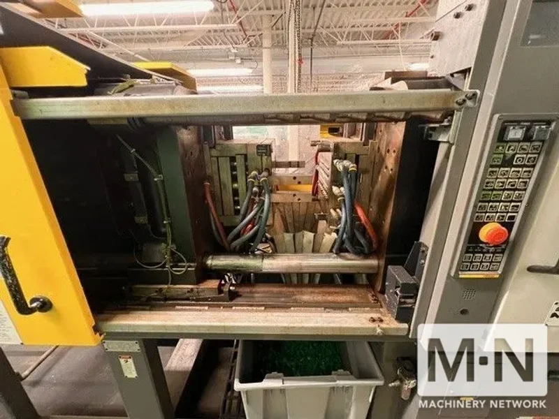 110 TON 6 OZ MILACRON MODEL ROBOSHOT S-2000i-110B  ELECTRIC INJECTION MOLDING MACHINE MFG 2007
