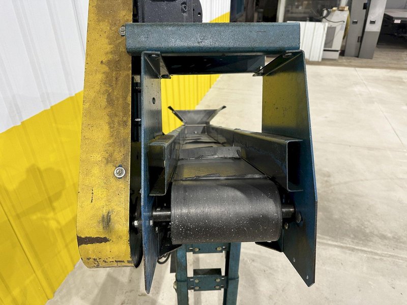 8&quot; WIDE X 6&#039; HIGH NEW LONDON ENG MODEL #500 MOTORIZED BELT INCLINED PARTS CONVEYOR: STOCK #20069