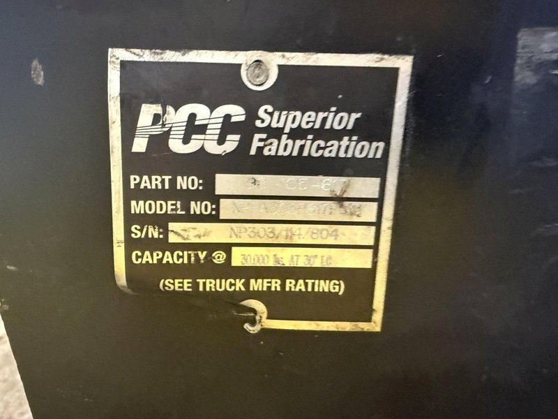 30,000 LBS SUPERIOR FAB MODEL #98-105-617 FORKLIFT MAST: YOBRO #23993