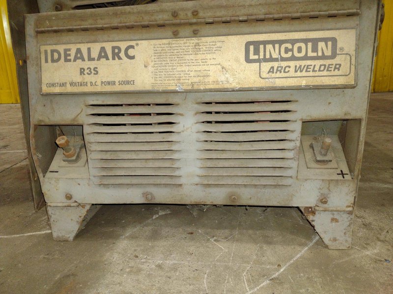 LINCOLN MODEL IDEALARC #R3S-600 WELDER POWER SUPPLY: STOCK# 23618