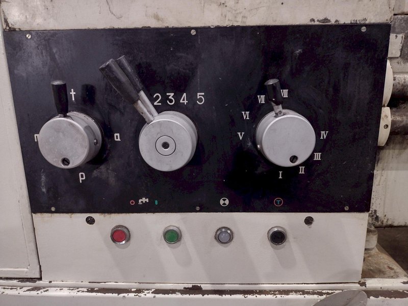 22" X 40" BIRMINGHAM MODEL #DL2240 ENGINE LATHE 2005 : YOBRO #25341