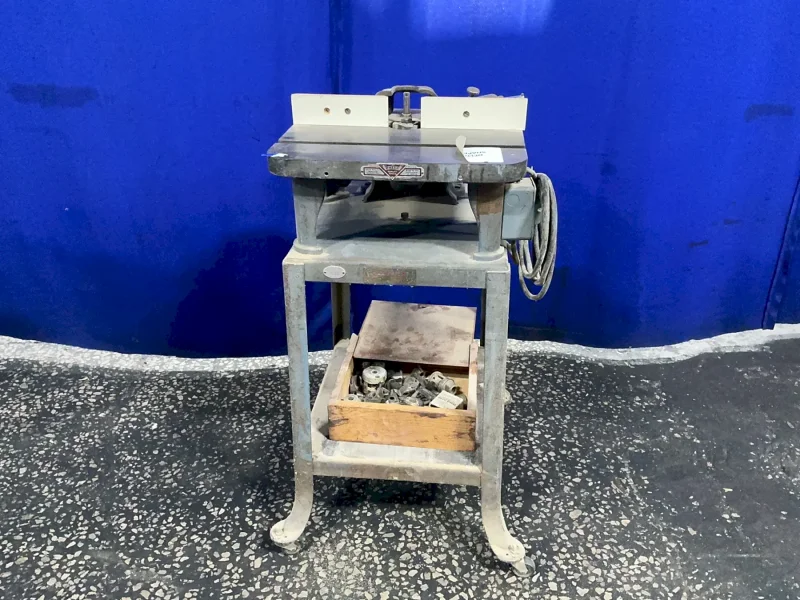 DELTA 9”X18” SHAPER