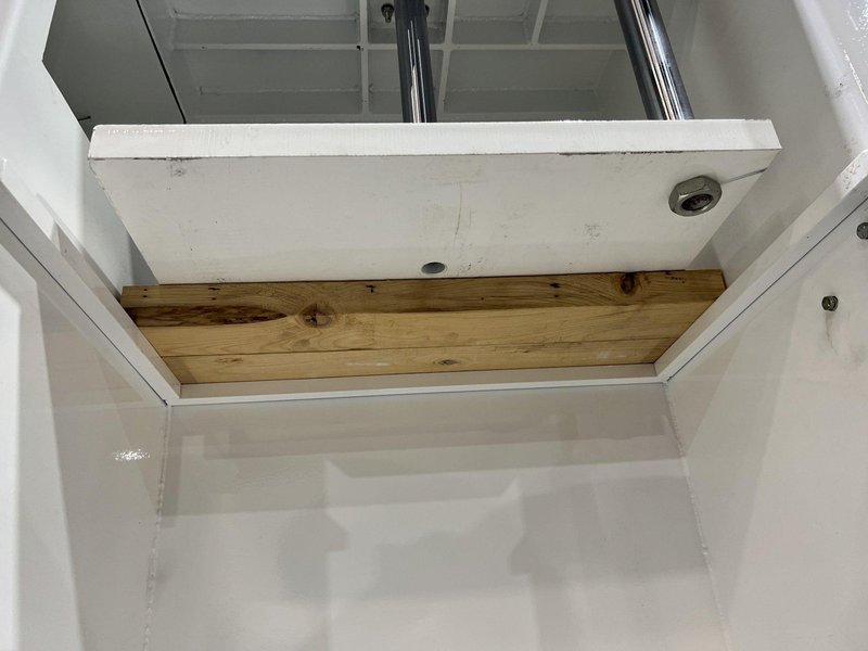 16&quot; X 24&quot; X 36&quot; DYNAMIC AIR MODEL #388-CRUNCHER HYDRAULIC COMPACTOR: STOCK #16757