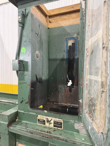 30" X 42" BALEMASTER CLOSED DOOR HORIZONTAL HYDRAULIC BALER: YOBRO #25089