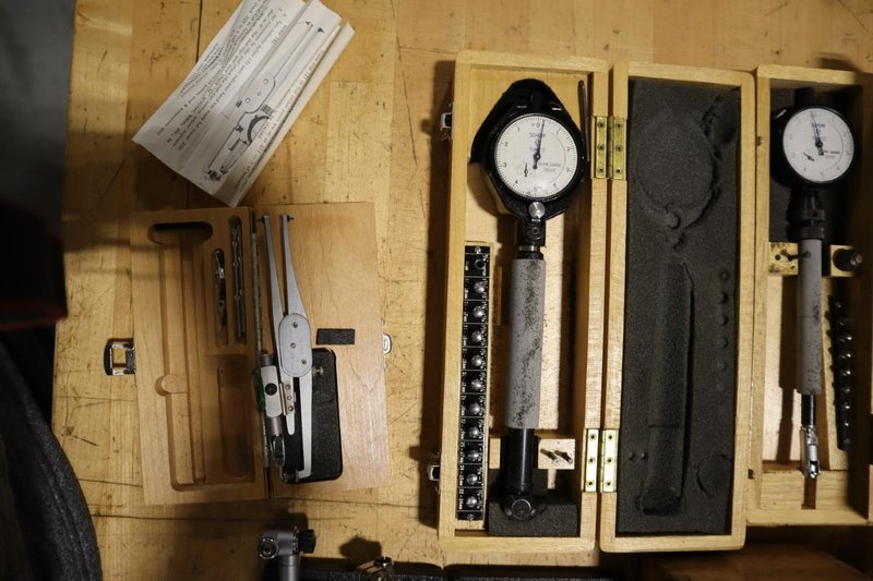 Bore Gages: Mitutoyo, Scherr-Tumico and Standard, with(1) Indi-Cal Bore and Groove Gage- Auction Item