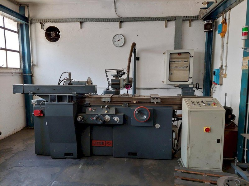 LIZZINI GRINDING MACHINE
