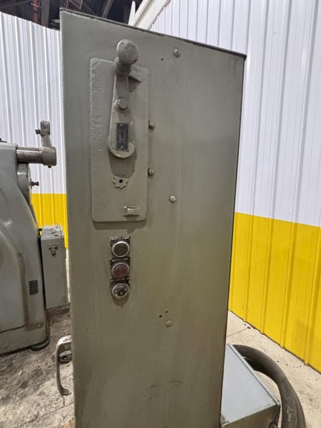#4CK KEARNEY &amp; TRECKER  MODEL #25HP-4CK K&amp;T HORIZONTAL TABLE TYPE MILL: STOCK #21214