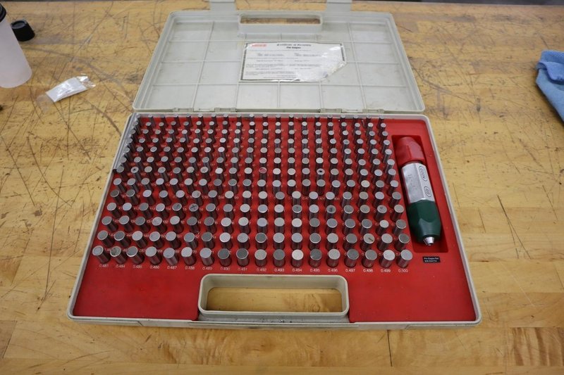 SPI M2 Minus Pin Plug Gage Set, .251-.500", 250 Pieces, Class ZZ with Case- Auction Item