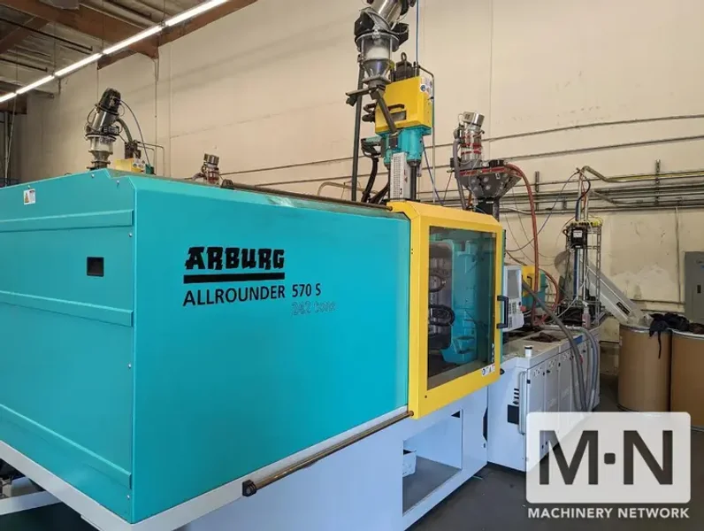 242 TON ARBURG MODEL570S2200-800/100 2-COLOR INJECTION MOLDING MACHINE MFG DEC 2018