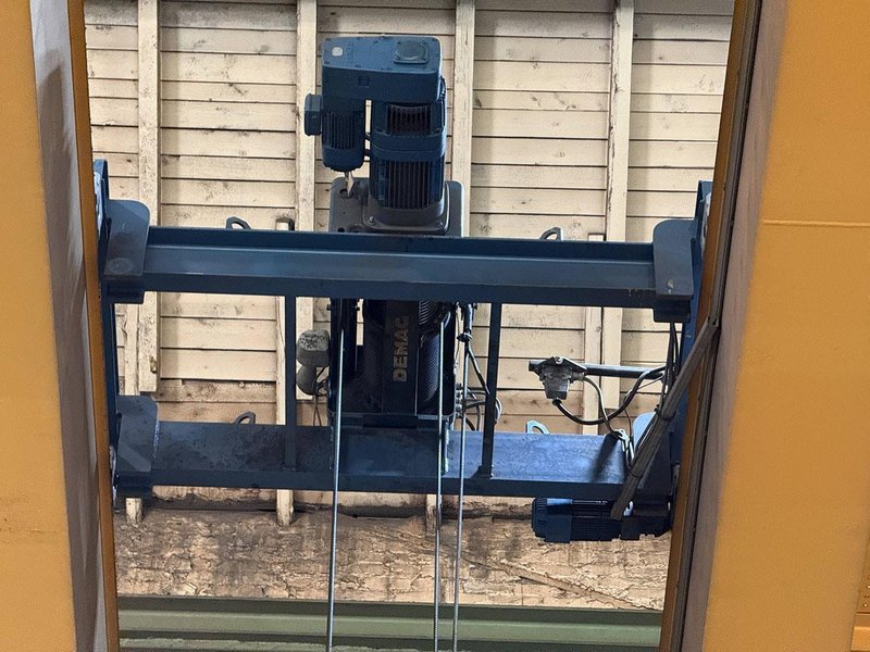 Demag - 10 ton x 28 465 mm