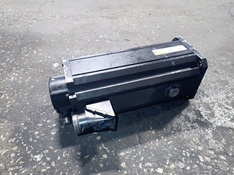 REXROTH SERVO MOTOR   -  MSK101E-0300-FN-M1-BG2-NNNN