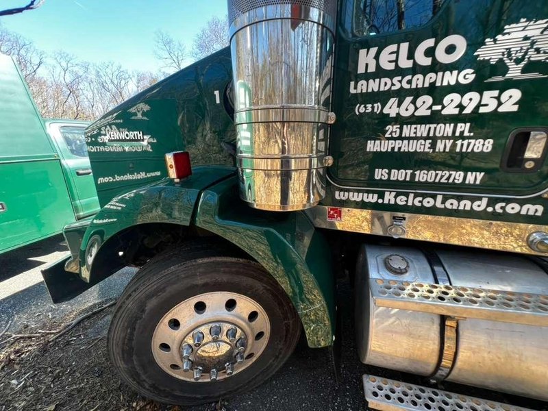 Kenworth T800 Dump Truck, 2011 – Heavy-Duty Tandem Axle