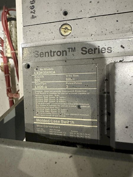 SIEMENS SENTRON LXD6-A LXD63B600  BREAKER. STOCK # 0102123