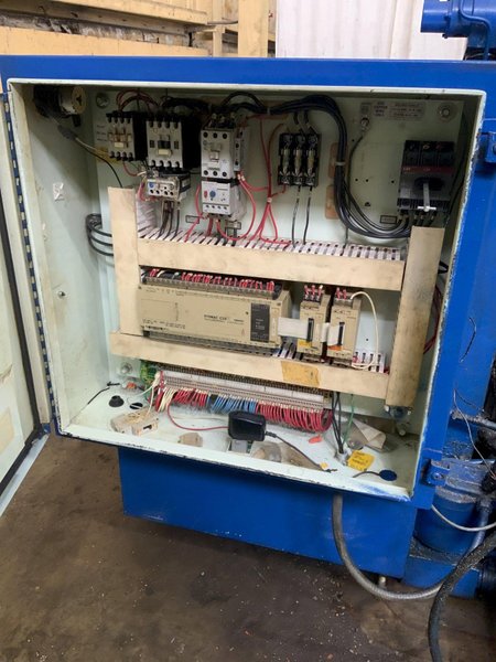 18" X 20" MARVEL MODEL #81APC II VERTICAL BAND SAW: STOCK #80861