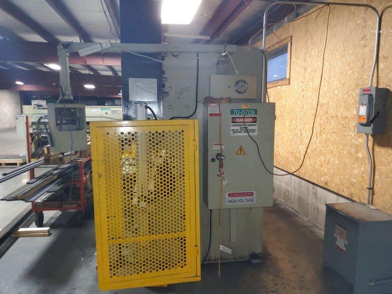 U.S. INDUSTRIAL MACHINERY 155 TON X 12′ CNC BRAKE PRESS