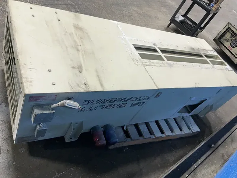 AIR QUALITY ENGINEERING INC. 5 HP FUME COLLECTOR  -  AQE 4000