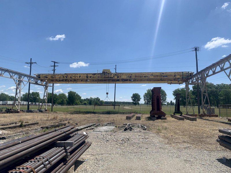 10 TON X 60' X 1000' P&amp;H OVERHEAD SELF STANDING YARD CRANE SYSTEM: STOCK #13150