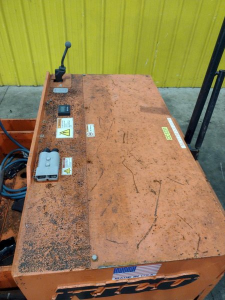 25,000 LBS RICO MODEL #R-LT-S-DD 24 VOLT ELECTRIC WALKIE-RIDE TOW LIFT TUGGER WITH PINTLE HITCH: YOBRO #25210