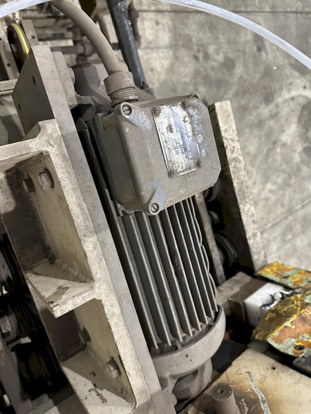 3.25"  CAPACITY TRD MANUFACTURING FLYING ABRASIVE CUTOFF SAW: STOCK #22591